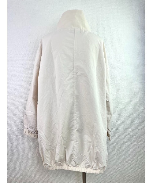 WORLD WIDE LOVE!（ワールドワイドラブ）の「スタンドカラーブルゾン（ブルゾン・レディース・ベージュ/アイボリー/ブラック・1）」の14枚目の写真