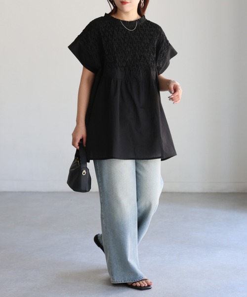 Riberry（リベリー）の「インド綿スモッキング刺繍フレアブラウス（シャツ/ブラウス・レディース・ブラック/オフホワイト・MEDIUM）」の16枚目の写真