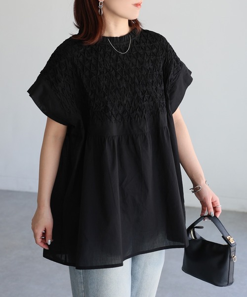 Riberry（リベリー）の「インド綿スモッキング刺繍フレアブラウス（シャツ/ブラウス・レディース・ブラック/オフホワイト・MEDIUM）」の18枚目の写真