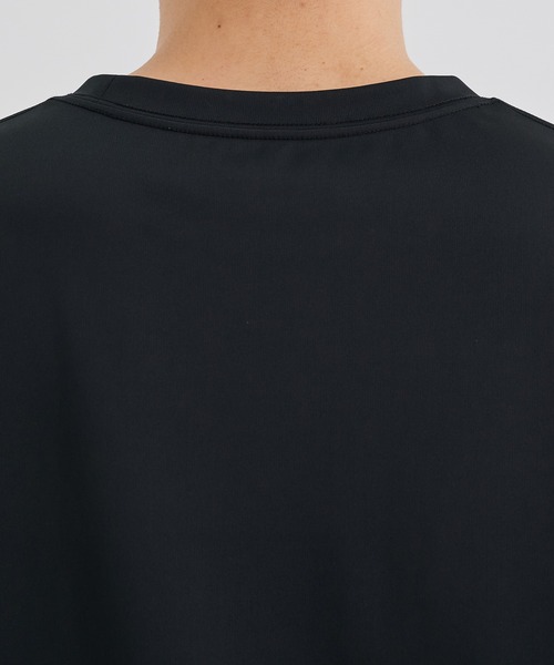 UNITED TOKYO(ユナイテッドトウキョウ)の「【残りわずか】QUICKDRY レギュラーTシャツ 日本製|高機能|速乾|防シワ|ヨレない|夏服|インナー(Tシャツ/カットソー・メンズ・ホワイト/ダークグレー/ブラック/カーキ/グレイッシュベージュ/ライトグレー・1/2/3/4)」の14枚目の写真