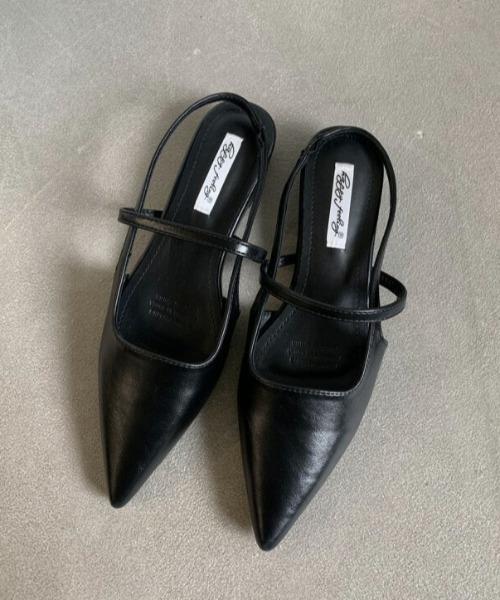 AMELY(エミリー)の「フラットストラップパンプス(パンプス・レディース・ブラック/アイボリー/レッド/キャメル・35/36/37/38/39/40)」の6枚目の写真