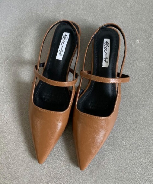 AMELY(エミリー)の「フラットストラップパンプス(パンプス・レディース・ブラック/アイボリー/レッド/キャメル・35/36/37/38/39/40)」の8枚目の写真
