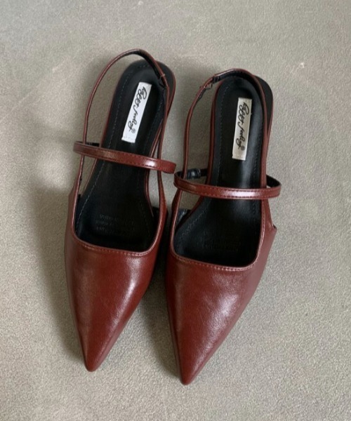 AMELY(エミリー)の「フラットストラップパンプス(パンプス・レディース・ブラック/アイボリー/レッド/キャメル・35/36/37/38/39/40)」の9枚目の写真