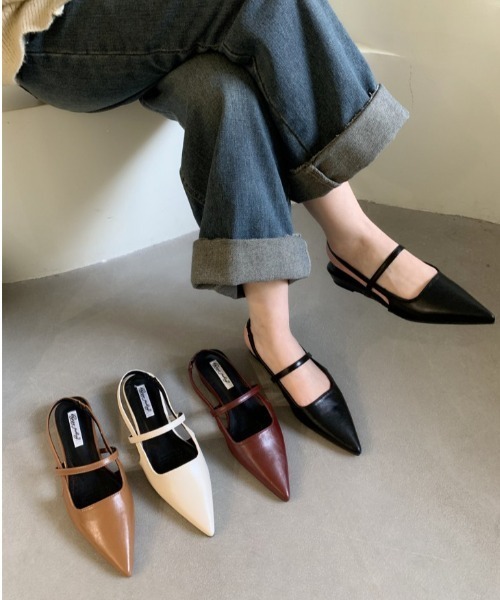 AMELY(エミリー)の「フラットストラップパンプス(パンプス・レディース・ブラック/アイボリー/レッド/キャメル・35/36/37/38/39/40)」の10枚目の写真