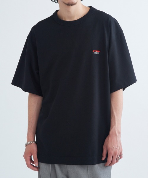 NANGA（ナンガ）の「【NANGA】ECO HYBRID BOX LOGO EMBROIDERY TEE（Tシャツ/カットソー・メンズ・ホワイト/アッシュグレー/ブラック・M/L/XL/S）」の2枚目の写真