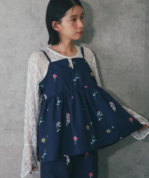 ANOTHER S（アナザーエス）の「【セットアップ対応】花柄キャミビスチェ（シャツ/ブラウス・レディース・ホワイト/ネイビー/ブラック/ベージュ・M）」の4枚目の写真