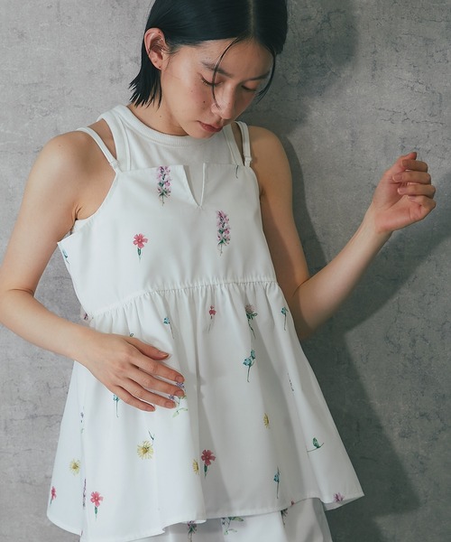 ANOTHER S（アナザーエス）の「【セットアップ対応】花柄キャミビスチェ（シャツ/ブラウス・レディース・ホワイト/ネイビー/ブラック/ベージュ・M）」の2枚目の写真