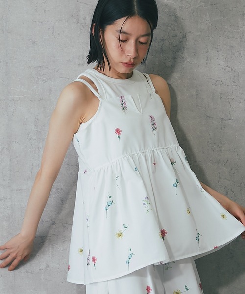 ANOTHER S（アナザーエス）の「【セットアップ対応】花柄キャミビスチェ（シャツ/ブラウス・レディース・ホワイト/ネイビー/ブラック/ベージュ・M）」の6枚目の写真