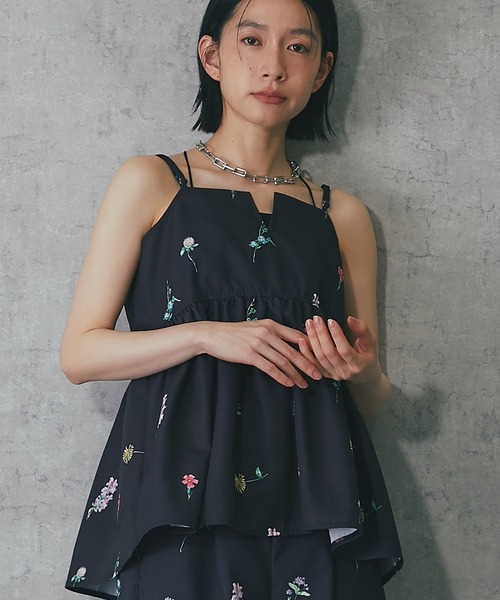 ANOTHER S（アナザーエス）の「【セットアップ対応】花柄キャミビスチェ（シャツ/ブラウス・レディース・ホワイト/ネイビー/ブラック/ベージュ・M）」の18枚目の写真