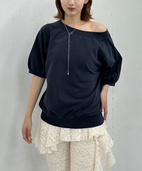 archives（アルシーヴ）の「ピグメントオフショルミドルスウェット（スウェット・レディース・ブラウン/ネイビー/アイボリー・MEDIUM）」の3枚目の写真