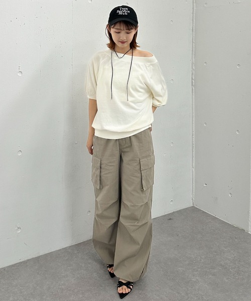 archives（アルシーヴ）の「ピグメントオフショルミドルスウェット（スウェット・レディース・ブラウン/ネイビー/アイボリー・MEDIUM）」の5枚目の写真