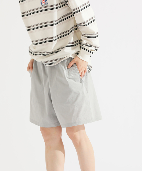 PARIS SAINT-GERMAIN（パリサンジェルマン）の「【Paris Saint-Germain / パリ・サン＝ジェルマン】JP Monochrome shorts（その他パンツ・メンズ・ライトグレー/ブラック・LARGE/MEDIUM）」の16枚目の写真