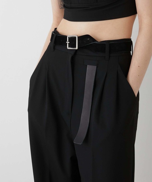 LA PEAU DE GEM（ラポドゥジェム）の「【LA PEAU DE GEM】belt hole slack/ベルトホールスラックス（スラックス・レディース・ブラック/グレー/ベージュ・1/2/3）」の4枚目の写真