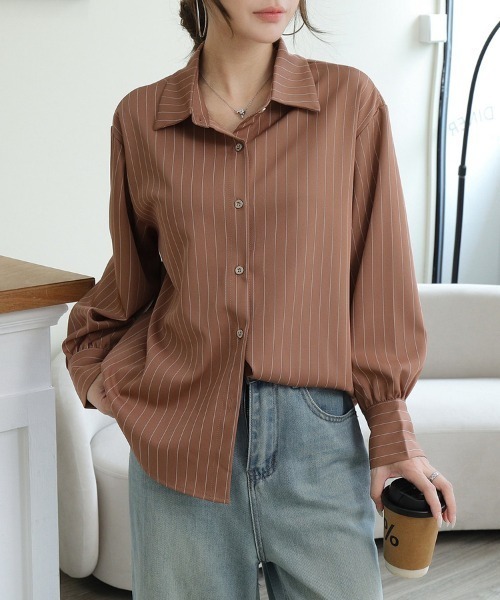 Beststore(ベストストア)の「【全10色】ストライプ スキッパー 秋冬 シャツ ブラウス 長袖 抜き襟 オフィス カジュアル(シャツ/ブラウス・レディース・ブラック/ネイビー/ホワイト/ベージュ/グレー/ブルー/ライトグレー/セージグリーン/ピンクベージュ/ブラウン・M/L)」の16枚目の写真
