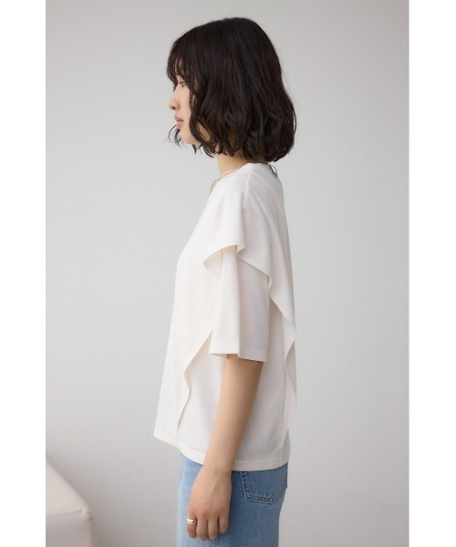 AZUL by moussy(アズールバイマウジー)の「ラッフルカットトップス(Tシャツ/カットソー・レディース・オフホワイト/ブルー/ブラック/ライトグレー・SMALL/MEDIUM)」の5枚目の写真