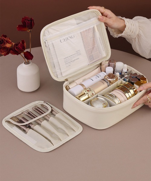 Miniministore（ミニミニストア）の「メイクポーチ 大容量 仕切りコスメポーチ（ポーチ・レディース・キャメル/アイボリー/ブラック/ピンク・FREE）」の8枚目の写真
