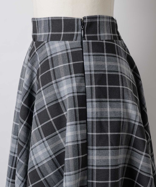 VIOLETTA（ヴィオレッタ）の「チェック柄ハンカチーフヘムスカート（スカート・レディース・ブラック/ブラウン・M/S）」の16枚目の写真
