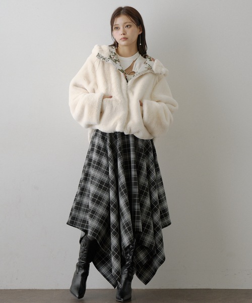 チェック柄ハンカチーフヘムスカート（スカート）｜VIOLETTA