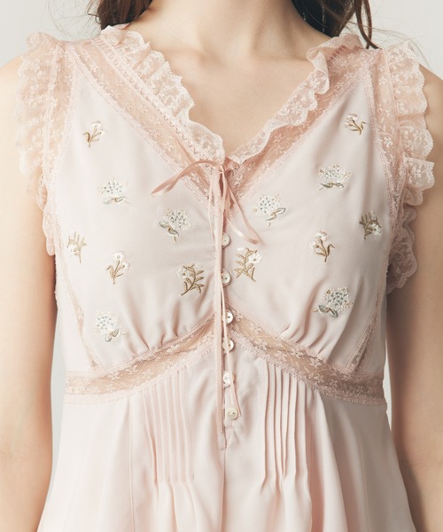 ME COUTURE（ミークチュール）の「フルール刺繍レースmixブラウス（シャツ/ブラウス・レディース・アイボリー/ピンク・FREE）」の17枚目の写真