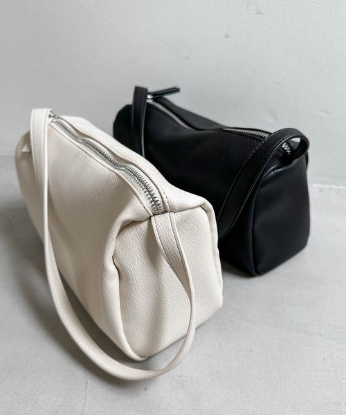 feepur（フェピュール）の「スクエアミニバッグ（ショルダーバッグ・レディース・アイボリー/ブラック・FREE）」の15枚目の写真