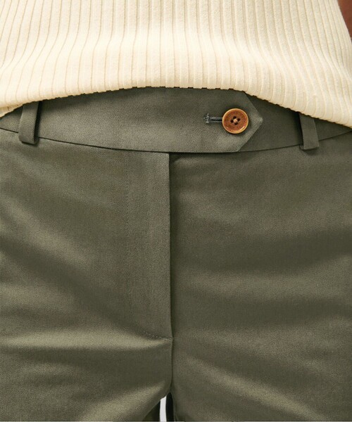 BROOKS BROTHERS(ブルックスブラザーズ)の「ストレッチコットン ワイドレッグ アドバンテージ チノパンツ(チノパンツ・レディース・オリーブ・4/2)」の4枚目の写真