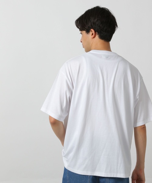 LAKOLE(ラコレ)の「フォト刺繍T / 498738(Tシャツ/カットソー・メンズ・ラベンダー/ホワイト/サンドグレー・MEDIUM/LARGE)」の7枚目の写真