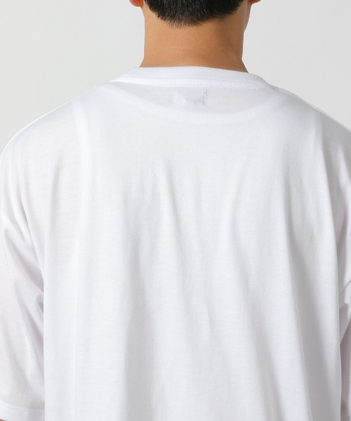 LAKOLE(ラコレ)の「フォト刺繍T / 498738(Tシャツ/カットソー・メンズ・ラベンダー/ホワイト/サンドグレー・MEDIUM/LARGE)」の11枚目の写真
