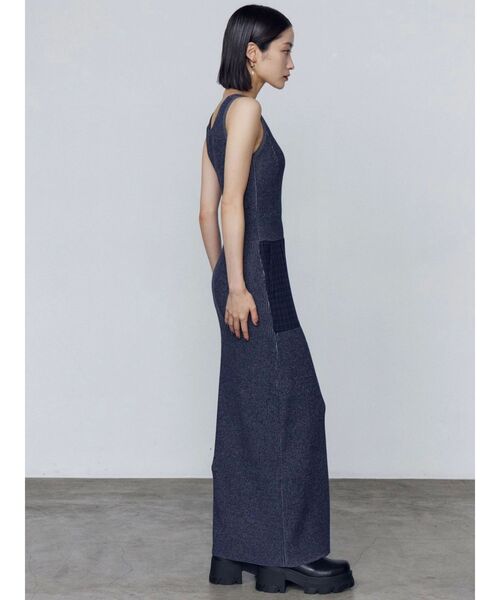 EMODA(エモダ)の「ドッキングポケットワンピース(ワンピース・レディース・ブラウン/ネイビー/ブラック・FREE)」の9枚目の写真