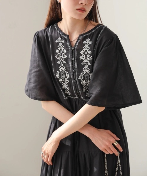 Bab(バブ)の「【S・Mサイズ展開】袖フレアーティアード刺繍ワンピース(ワンピース・レディース・ブラック/アイボリー・MEDIUM/SMALL)」の15枚目の写真