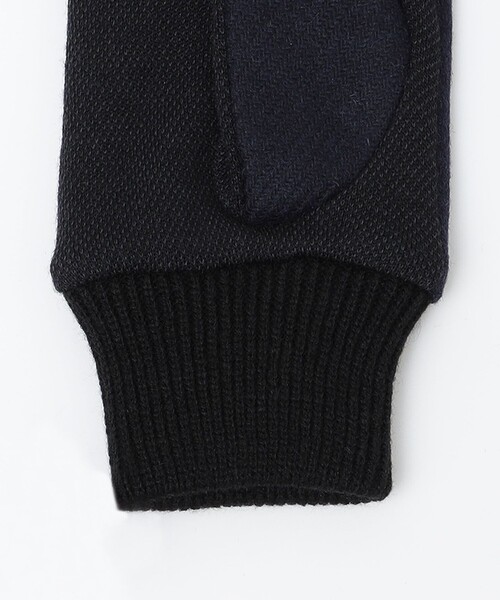 SHIPS(シップス)の「SHIPS: MOON ニット グローブ(手袋・メンズ・ブラック/グレー/ネイビー/ブラウン/ブラウン系・ONE SIZE)」の10枚目の写真