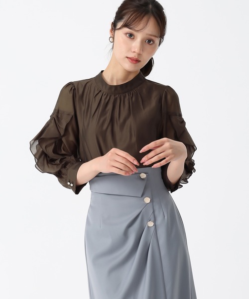 31 Sons de mode（トランテアン　ソン　ドゥ　モード）の「2025秋冬新作 ラッフルリボンスタンドカラーブラウス（シャツ/ブラウス・レディース・ホワイト/ブラウン/グリーン・ﾌﾘ-）」の18枚目の写真