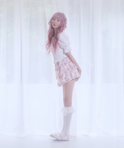 Fiorforte(フィオルフォルテ)の「Ribbon rose garden skirt(スカート・レディース・ホワイト/ピンク・FREE)」の13枚目の写真