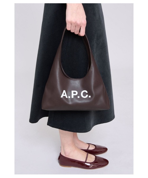 A.P.C.(アーペーセー)の「BABY NINON SHOULDER(ショルダーバッグ・レディース・ブラウン/ブラック・ONESIZE)」の7枚目の写真