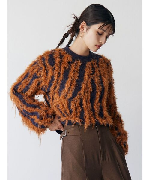 MURUA（ムルーア）の「バイカラーシャギーニット（ニット/セーター・レディース・アイボリー/オレンジ/ブルー・FREE）」の5枚目の写真