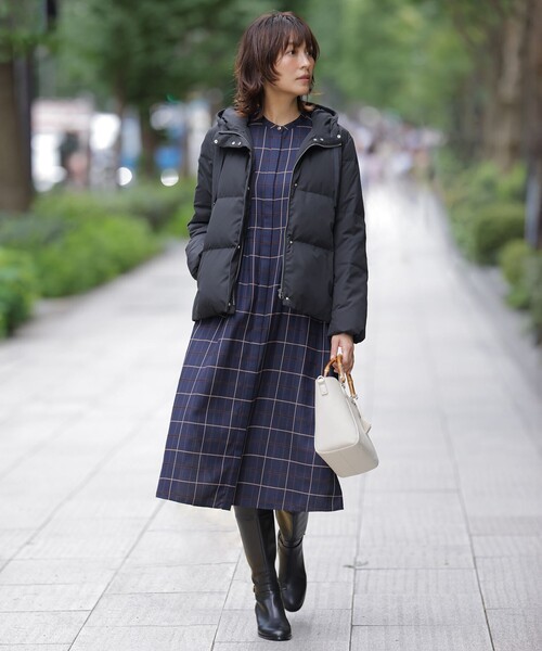 J.PRESS(ジェイプレス)の「サイロチェック ストライプ ワンピース(シャツワンピース・レディース・ネイビー系3/ブラウン系3・T15/T13)」の3枚目の写真