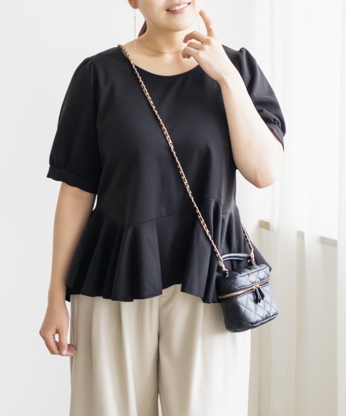 CLETTE(クレット)の「CLETTEオリジナルイレヘムペプラムプルオーバー(Tシャツ/カットソー・レディース・ピンク/オフホワイト/ブラック・LL/3L/4L)」の10枚目の写真