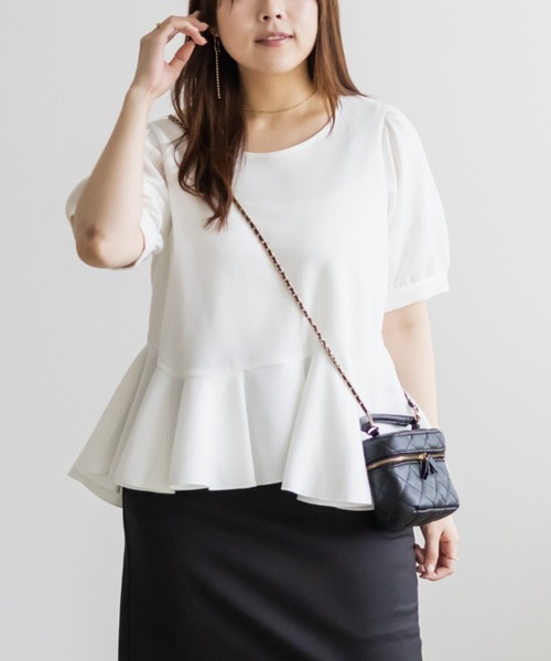 CLETTE(クレット)の「CLETTEオリジナルイレヘムペプラムプルオーバー(Tシャツ/カットソー・レディース・ピンク/オフホワイト/ブラック・LL/3L/4L)」の6枚目の写真