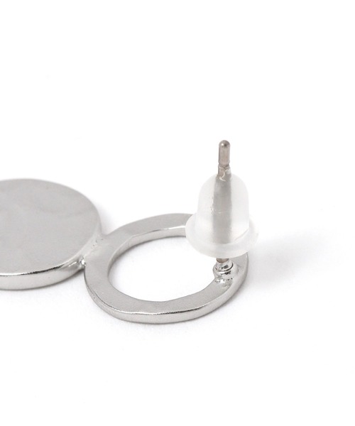 studio CLIP(スタディオクリップ)の「たたきラウンドピアス(ピアス(両耳用)・レディース・その他1/その他2・FREE)」の3枚目の写真