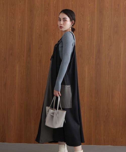 Bou Jeloud（ブージュルード）の「肩ベルトブロッキングジャンスカ（ワンピース・レディース・ブラック/カーキ・38）」の17枚目の写真