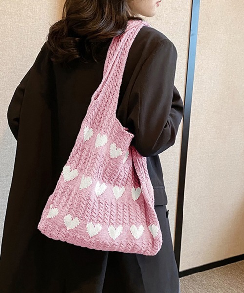 Doux Belle(ドゥーベル)の「ハートデザインニットトートバッグ(トートバッグ・レディース・グリーン/ブルー/ピンク/オフホワイト/ベージュ/ブラック・FREE)」の6枚目の写真