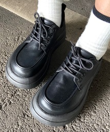 レースアップ厚底シューズ