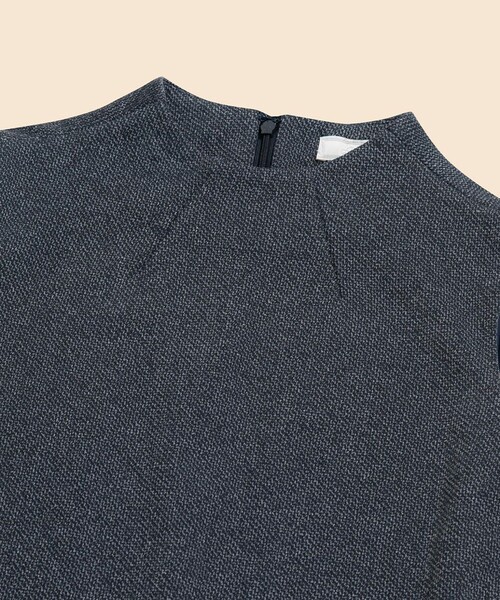 BROOKS BROTHERS(ブルックスブラザーズ)の「ポリエステル/コットン ノースリーブ モックネックニットトップ(ベスト・レディース・ネイビー・X-SMALL/SMALL/MEDIUM/LARGE)」の3枚目の写真