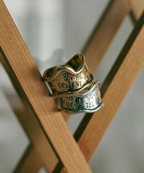 GOLDY（ゴールディ）の「【GOLDY】ヴィンテージ風 レタリング ワイド リング 5251003（リング・レディース・シルバー/ゴールド・FREE）」の17枚目の写真