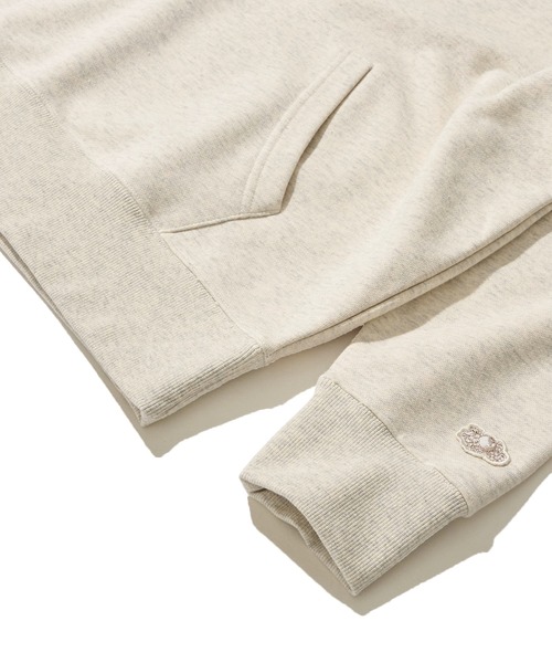 FRUIT OF THE LOOM（フルーツオブザルーム）の「【FRUIT OF THE LOOM / フルーツオブザルーム】BASIC SWEAT HOODIE / スウェット パーカー（パーカー・レディース・アイボリー/ブラック/ネイビー/グレー・X-LARGE/LARGE/MEDIUM）」の11枚目の写真