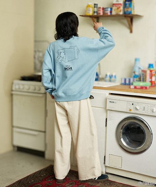 PUBLUX（パブリュクス）の「PUBLUX/パブリュクス 別注 ”101 DALMETIANS” SWEAT/”101匹わんちゃん” バックプリントスウェット(限定展開)（スウェット・メンズ・ライトグレー/チャコールグレー/サックスブルー・SMALL/MEDIUM/LARGE）」の8枚目の写真