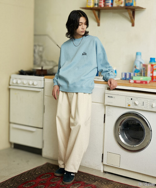 PUBLUX（パブリュクス）の「PUBLUX/パブリュクス 別注 ”101 DALMETIANS” SWEAT/”101匹わんちゃん” バックプリントスウェット(限定展開)（スウェット・メンズ・ライトグレー/チャコールグレー/サックスブルー・SMALL/MEDIUM/LARGE）」の9枚目の写真