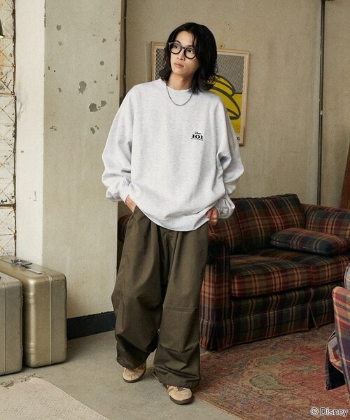 PUBLUX（パブリュクス）の「PUBLUX/パブリュクス 別注 ”101 DALMETIANS” SWEAT/”101匹わんちゃん” バックプリントスウェット(限定展開)（スウェット・メンズ・ライトグレー/チャコールグレー/サックスブルー・SMALL/MEDIUM/LARGE）」の15枚目の写真
