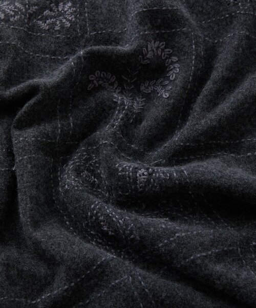 BEARDSLEY(ビアズリー)の「《CITRUS》刺繍タッセルストール(ストール/ショール・レディース・ベージュ/グレー・FREE)」の10枚目の写真