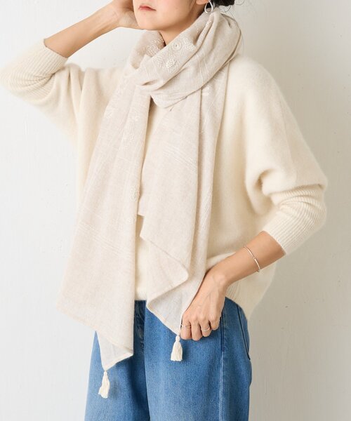 BEARDSLEY(ビアズリー)の「《CITRUS》刺繍タッセルストール(ストール/ショール・レディース・ベージュ/グレー・FREE)」の13枚目の写真