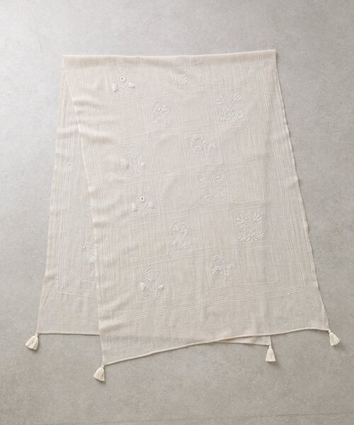 BEARDSLEY(ビアズリー)の「《CITRUS》刺繍タッセルストール(ストール/ショール・レディース・ベージュ/グレー・FREE)」の19枚目の写真